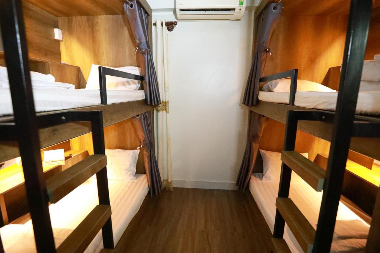 Bui Vien Street Hostel Хошимин Экстерьер фото