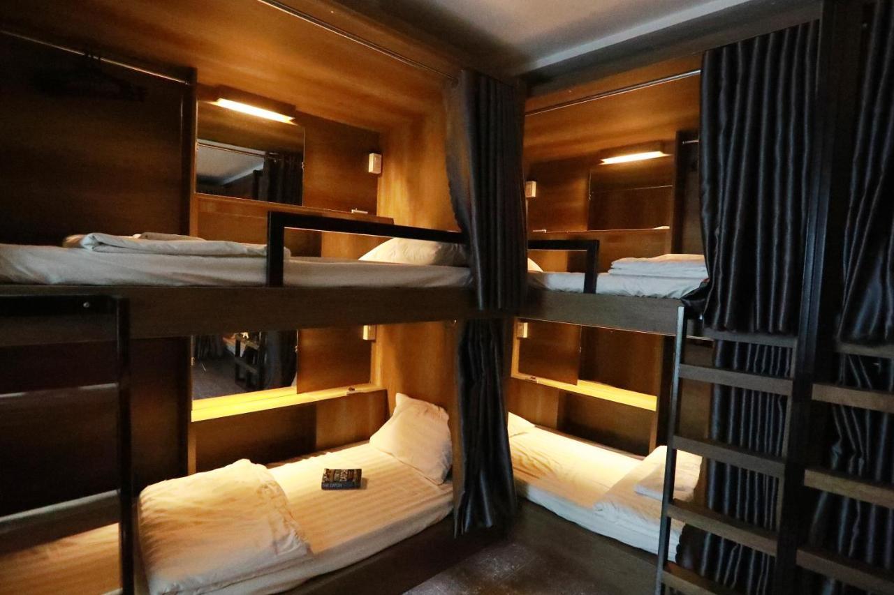 Bui Vien Street Hostel Хошимин Экстерьер фото